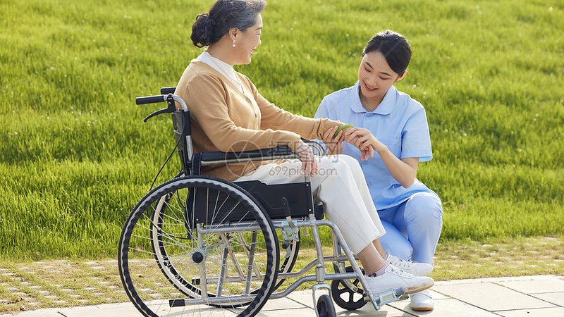 揭秘北京居家养老护理员收费标准背后的真相