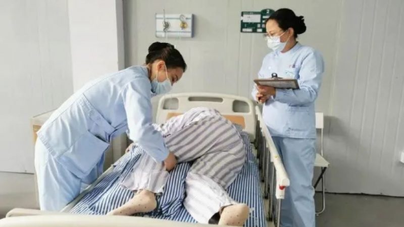 失能老人护理加盟，如何选择优质机构？**