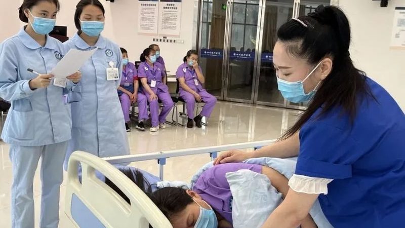 智慧养老安全应急系统：守护失能老人的安全守护神